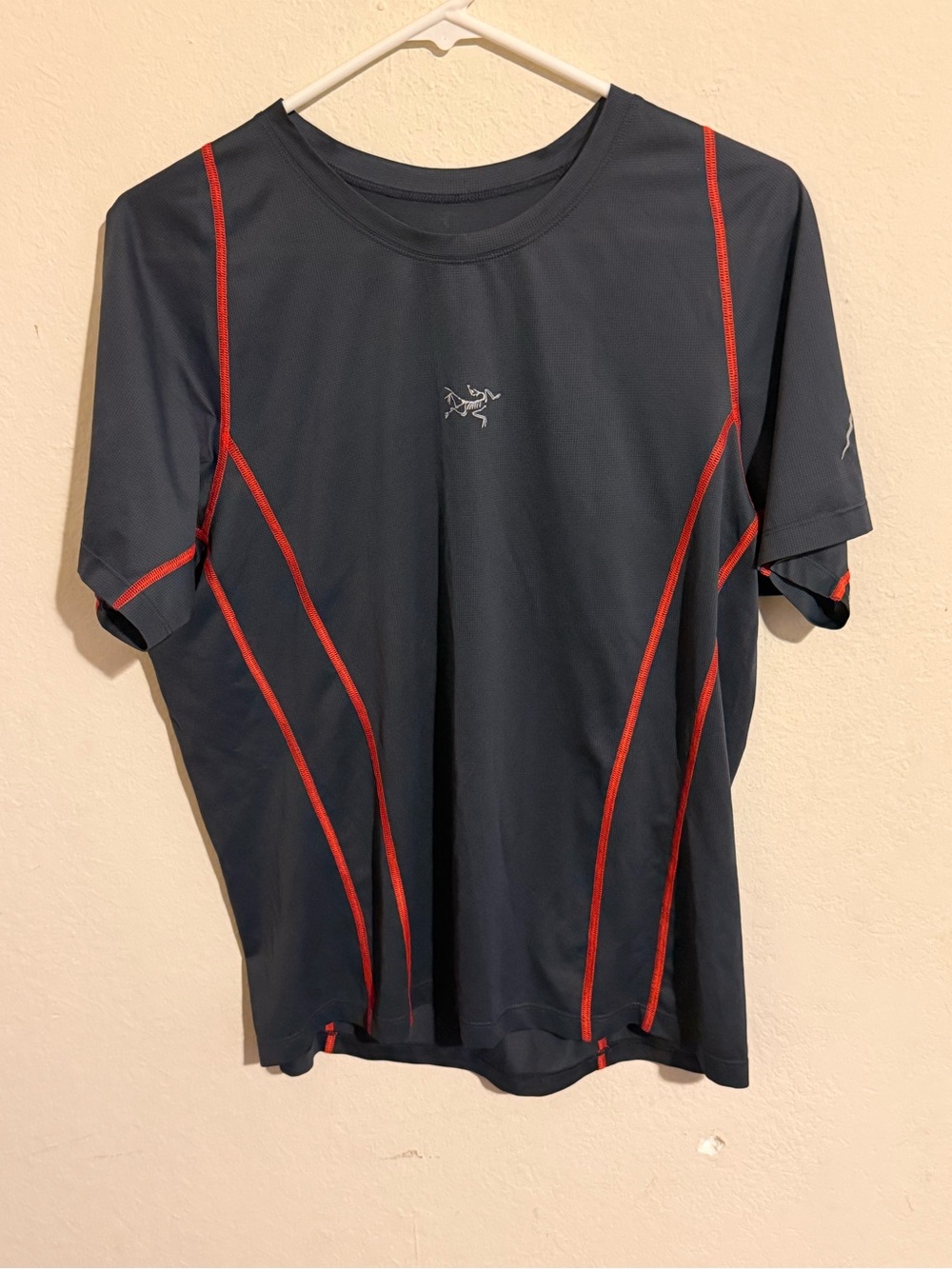 ARC'TERYX Sarix SS Mens size m  Shirt Hiking Activewear Outdoor